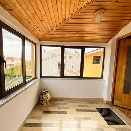 Hundefreundliches Nur 10 Gehminuten Zum Mit Bbq-bereich, Klima, Wifi * Rovinj