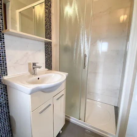 Apartment Hundefreundliches Nur 10 Gehminuten Zum Mit Bbq-bereich, Klima, Wifi *